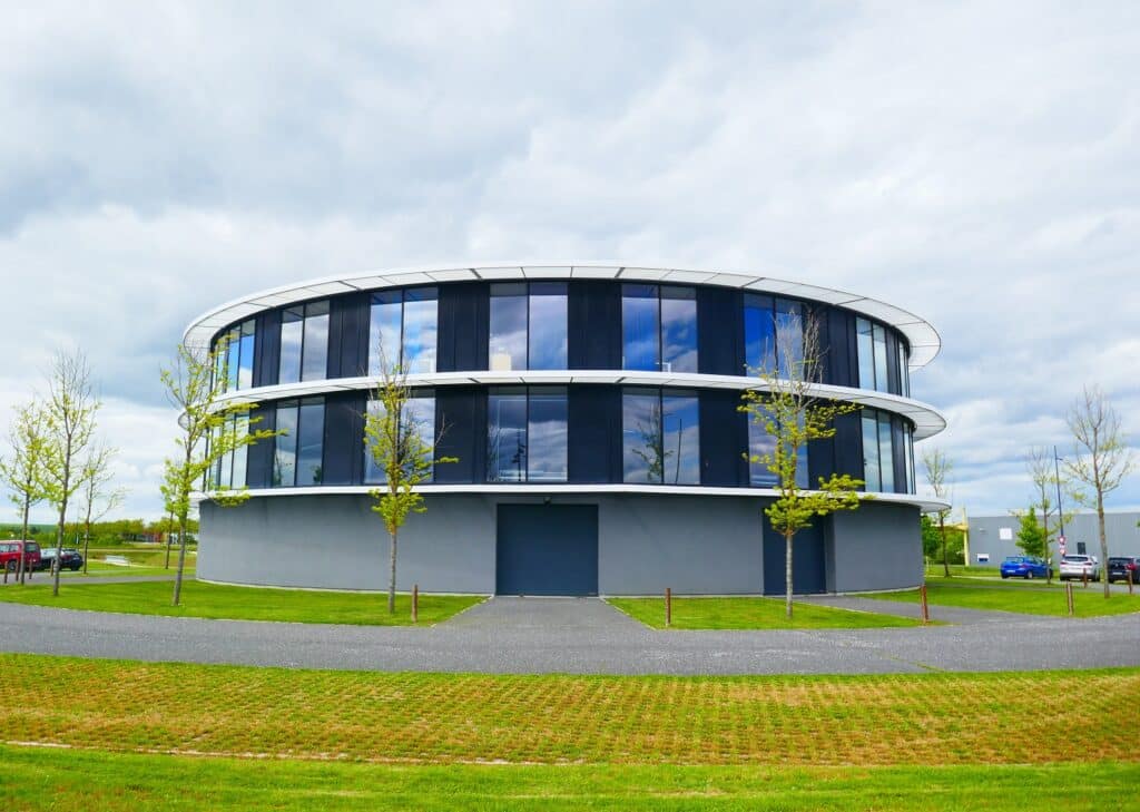 Bureaux ou atelier à louer de 20 m² à 140m² – Hôtel d’entreprises – Sainte Savine