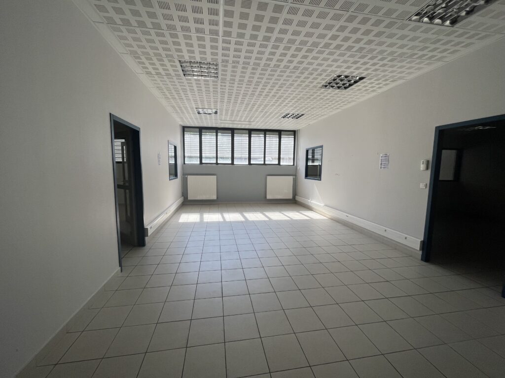 Bureaux à louer de 280 m2 – Troyes