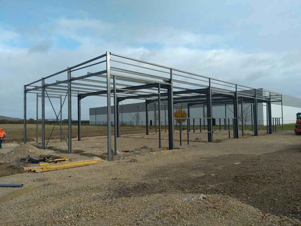 Bâtiment industriel neuf de 540m² divisible à partir de 180m² – Torvilliers