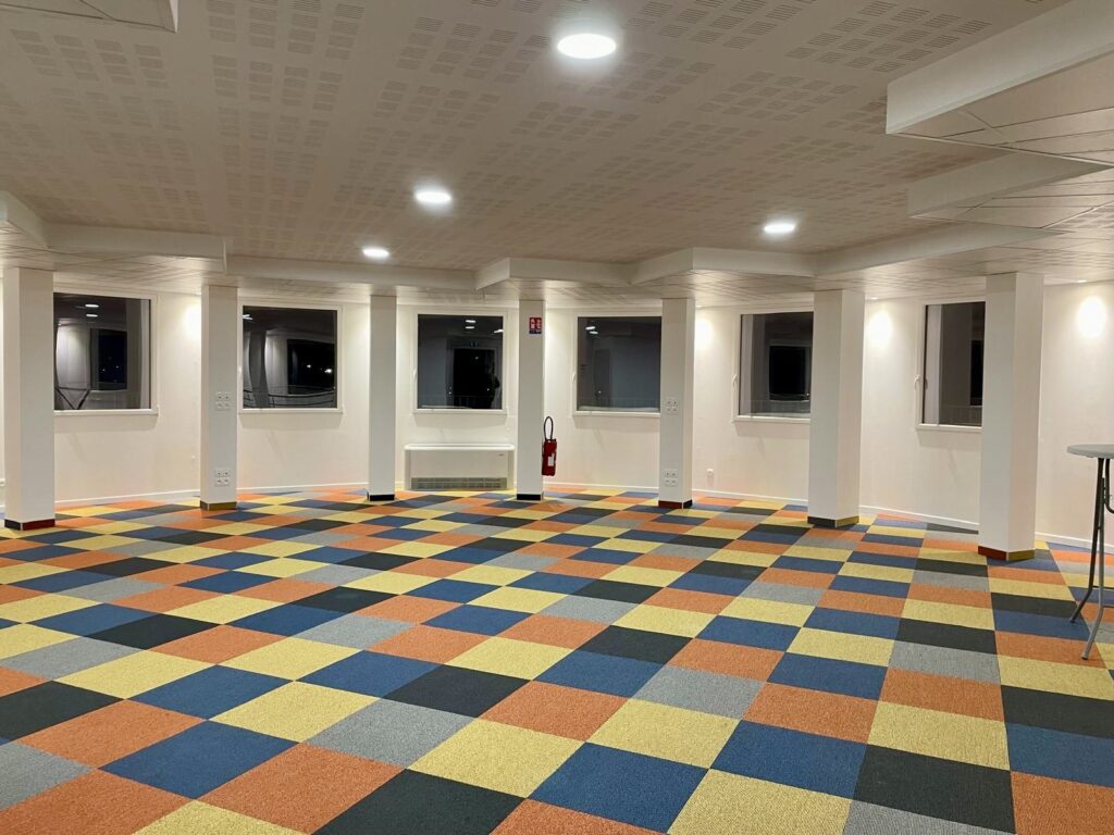 Immeuble tertiaire à vendre de 790m² – Nord Troyes