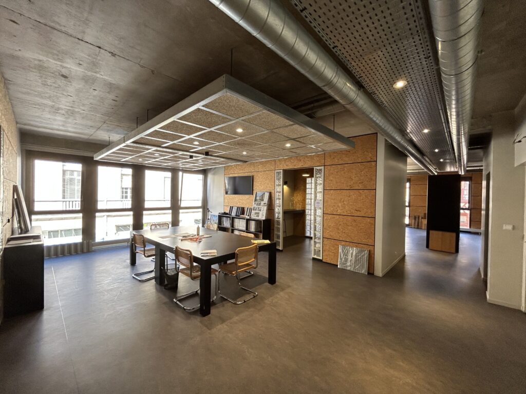 Plateau de bureau de 291m² à louer  – Troyes centre