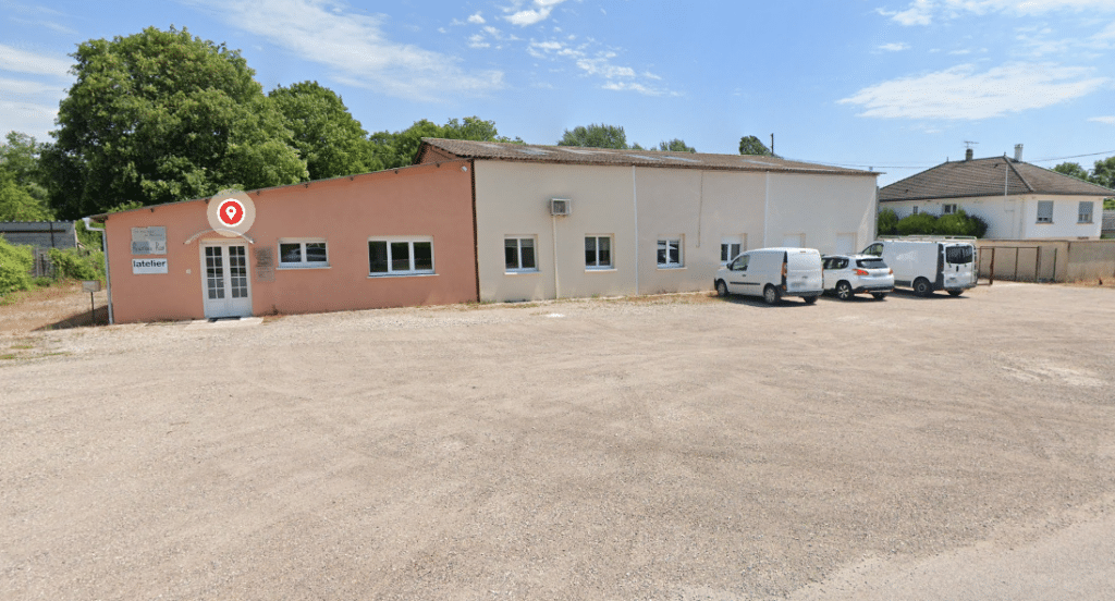 Bâtiment à vendre de 413m² – St Lyé